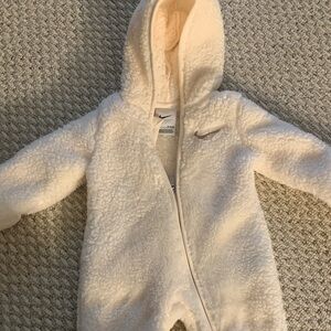 Nike Cozy Cream Fleece Footie